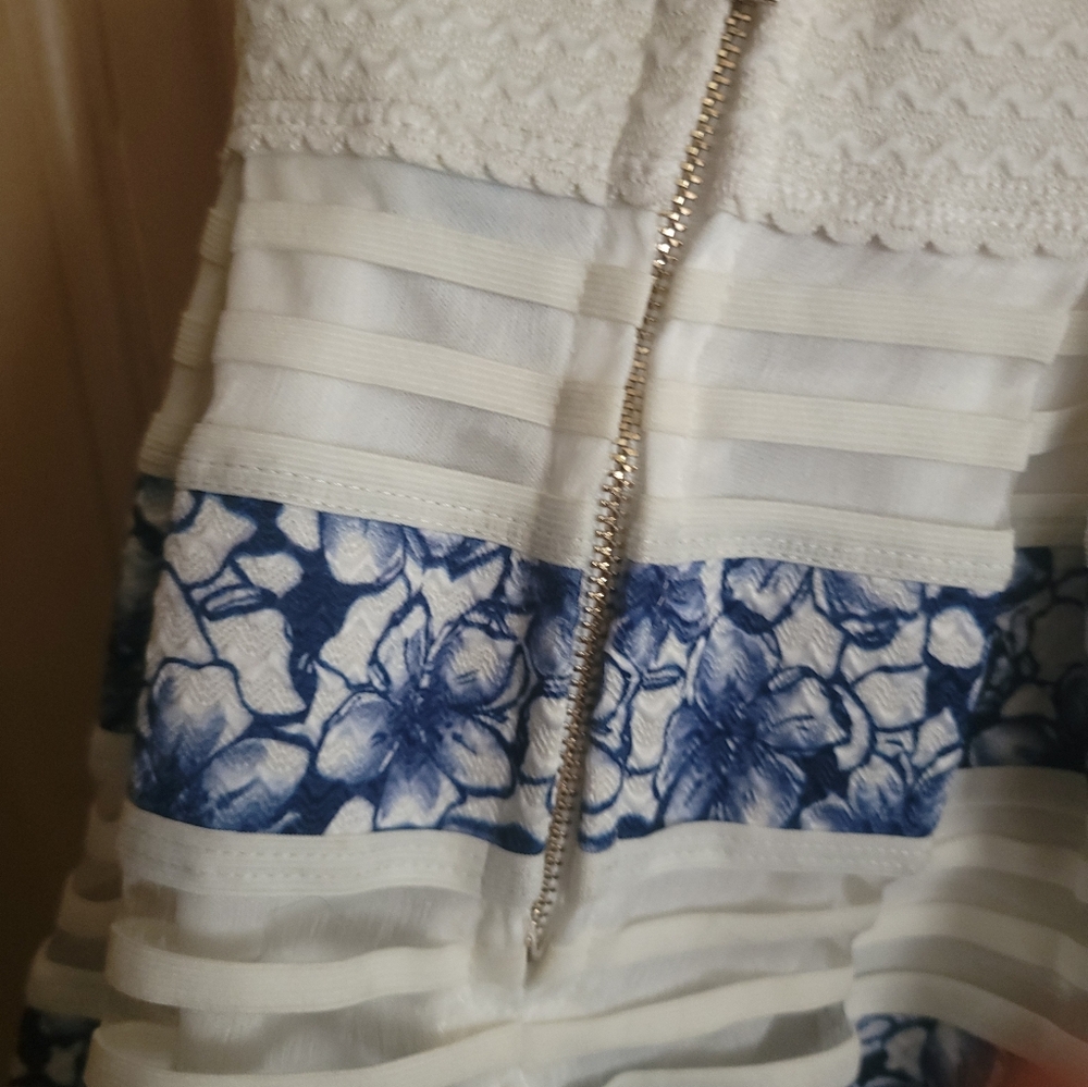 Misses sz L Francesca Dina Be White and Blue Gorgeous Skirt - Picture 4 of 8